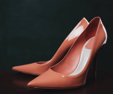 Pembe renkte Ayakkabı