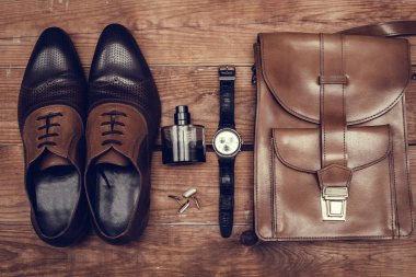 Erkek aksesuarlar. Üstten Görünüm. Klasik moda stil.