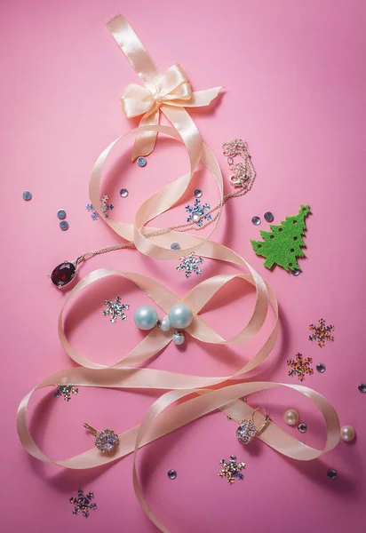Vánoční strom ze stužek — Stock fotografie