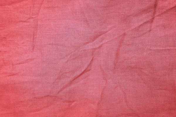 Розовая смятая текстура ткани — стоковое фото