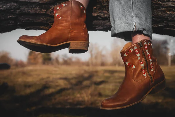 women\'s cowboy boots