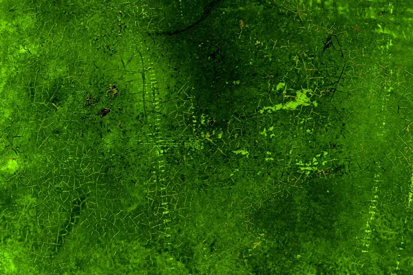 Текстурированная металлическая поверхность небрежно окрашенная зеленой краской — стоковое фото