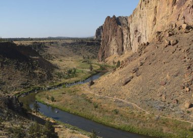 Eğri Nehir, Smith Rock State Parkı, Oregon