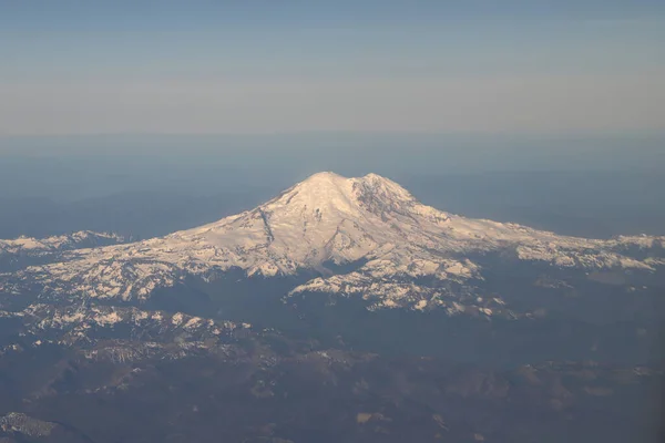 Rainier Desde Aire — Foto de Stock