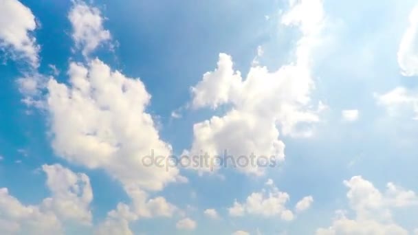 Chmury Przenieść Upływ Czasu Błękitne Niebo Chmura Tło Ciemnoniebieskie Chmury — Wideo stockowe