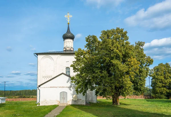 Die Kirche von boris und gleb, 1152, das Baujahr, vl — Stockfoto