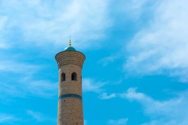 Mezquita musulmana de Minarete en Taskent, Uzbekistán . — Foto de Stock