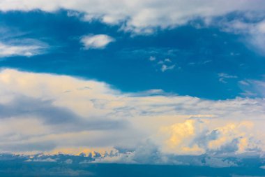 Güzel bulutlu gökyüzü. 