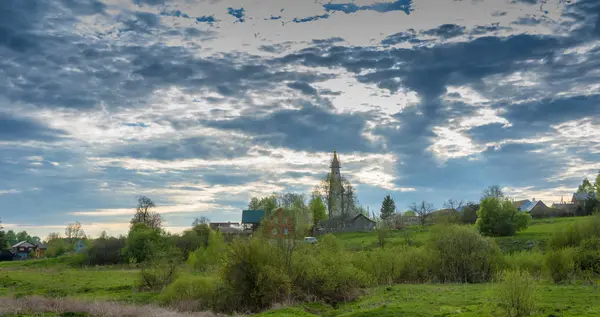Panorama of the village of Mikhailovskoye in the rays of the set — Zdjęcie stockowe