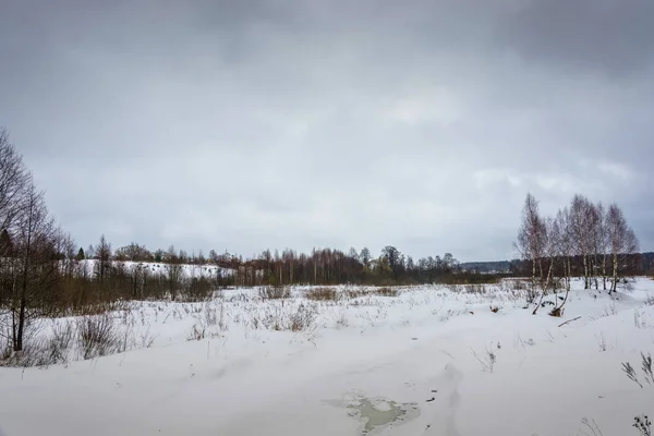 Beautiful winter rural landscape. — Stock Photo, Image