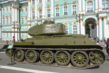 St Petersburg Palace Meydanı 11 Ağustos 20 tank T-34
