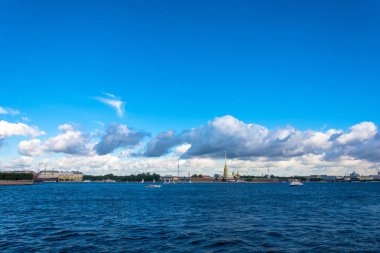 Peter ve Paul kale ile Saint Petersburg manzara. 