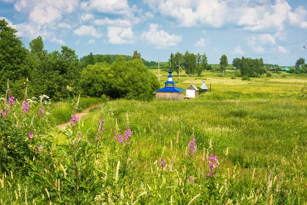 Die heilige Quelle des hl. Mitrofan von Woronesch, 04. Juli 2016 in der Nähe — Stockfoto