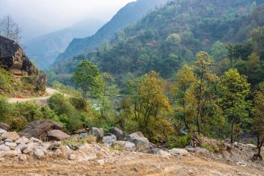 dağ yolundan Nepal. 