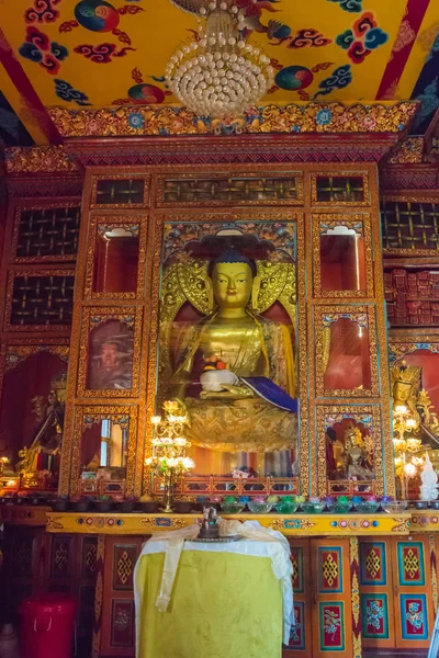 Nel tempio principale del monastero Kopan, Kathmandu, Nepal . — Foto Stock