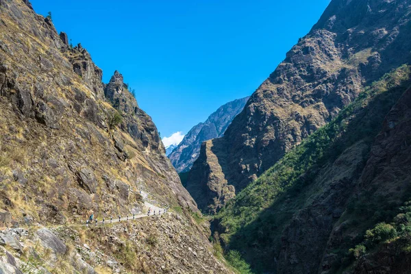 Hermoso Paisaje Montaña Con Garganta Profunda Día Primavera Himalaya Nepal — Foto de Stock
