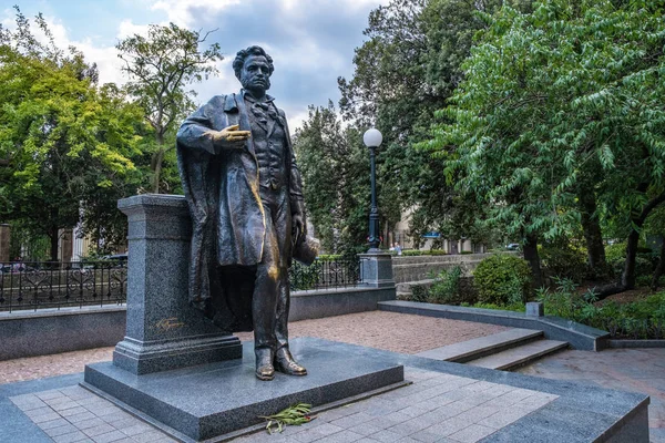 Monumento a Alexander Pushkin - poeta y escritor ruso, 09 / 07 / 2 — Foto de Stock