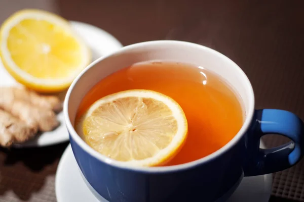 Tasse Thé Gingembre Racine Gingembre Citron Sur Une Table Bois — Photo