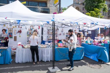 Eurovision köyü. Ukrayna, Kiev. 05.05.2017. makale. Baba wi
