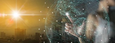 Küresel iş, fintech, blockchain 5g Lte veri bağlantısı ile el dokunmalı Telekomünikasyon ağı ve kablosuz mobil internet teknolojisi.