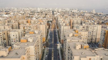 Lima Peru 'nun havadan görünüşü, arabasız sokaklar, insansız şehir. Güney Amerika 'da Coronavirüs salgını.