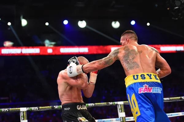 Lucha por el título de campeón mundial de peso crucero de la OMB —  Fotos de Stock