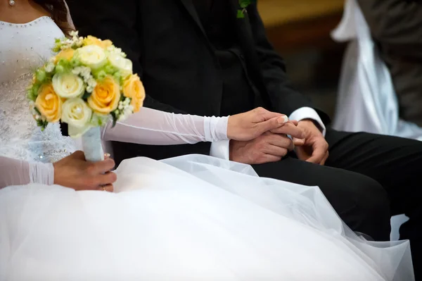 Mooie bruiloft rozen boeket — Stockfoto