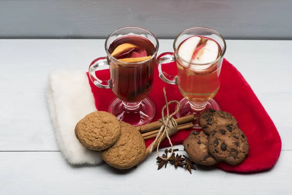 Glasses of glintwein or mulled hot wine — Stock Photo, Image