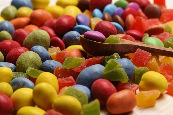 Colorido dragee con mermelada o caramelos de gelatina —  Fotos de Stock
