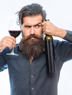 kırmızı şarap ile sakallı adam