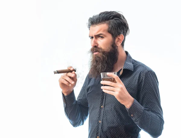 Man met sigaar en whiskey — Stockfoto