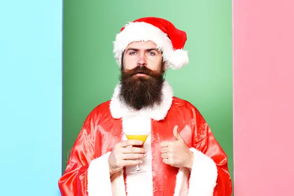 Sérieux barbu père Noël claus homme — Photo