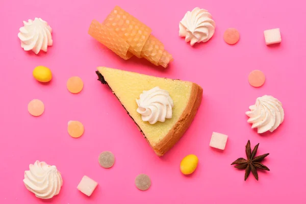 Slice of pie with sweets — Stock Photo, Image