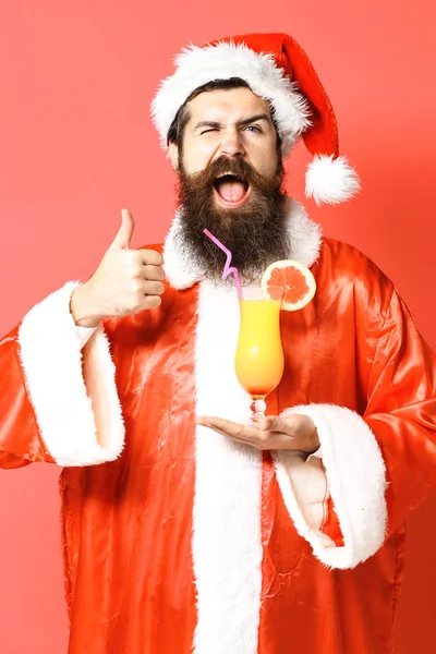 Schöner bärtiger Weihnachtsmann — Stockfoto