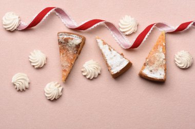 elmalı turta marshmallow ile