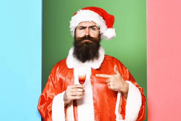 Serio barbuto Babbo Natale uomo — Foto Stock