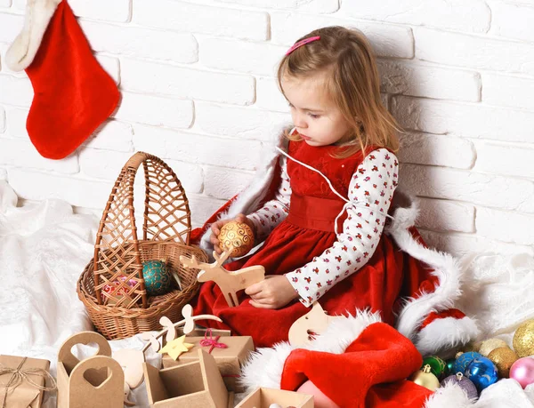 Young cute blonde christmas girl — Stock Photo, Image