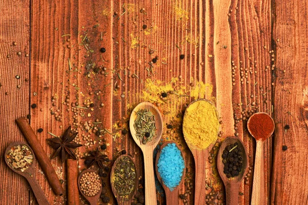 Especias aromáticas coloridas —  Fotos de Stock
