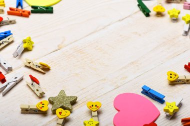 Sevgililer günü kartları clothespins ile