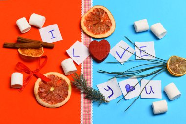 Sevgililer yazıt süslemeleri ile