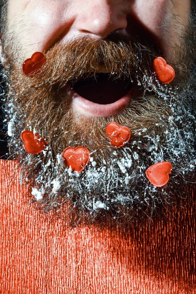Bell'uomo con il cuore in barba — Foto Stock
