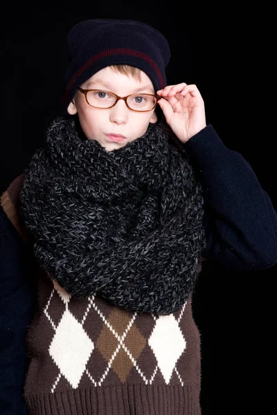 Pequeno menino nerd em óculos — Fotografia de Stock