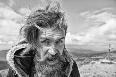 sakallı adam, acımasız beyaz hipster rüzgarlı Dağı'nda bıyıklı