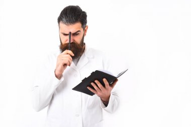 Kaba sakallı Kafkas doktor ya da lisansüstü öğrencisi