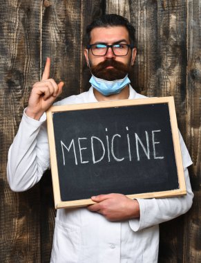 Sakallı, Kafkas doktor elinde 