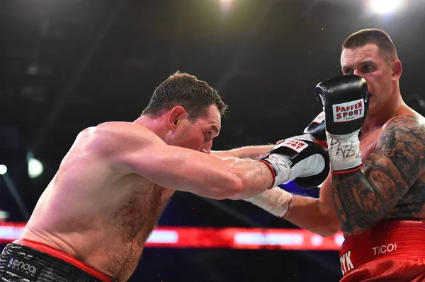 Boxeadores no identificados en el ring durante la lucha por los puntos de ranking —  Fotos de Stock