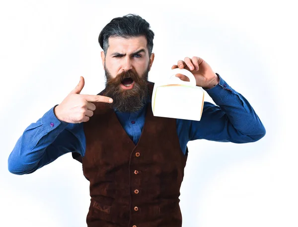 Vousatý muž držící krabici na oběd se šťastnou tváří — Stock fotografie