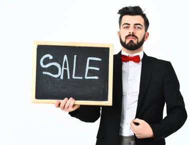 Sakallı dostum, beyaz hipster bıyık ve satış yazıt ile