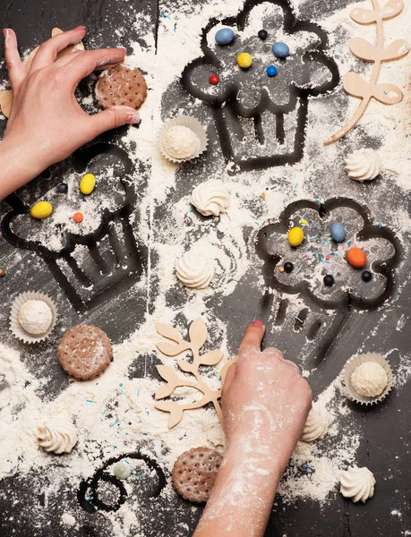 Muffins de farinha desenhados — Fotografia de Stock