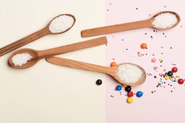 Tahta kaşık ve Hindistan cevizi